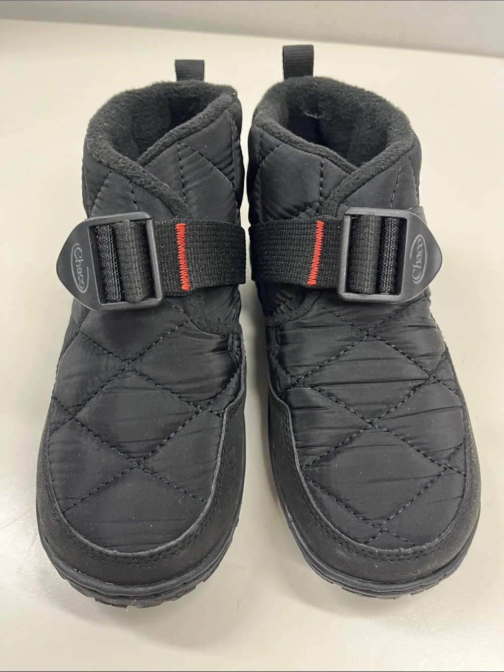 New Chaco Kids Black Quilted Booties with Strap Size 2.5